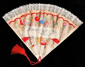 Pastels: Valentine card in the form of a fan