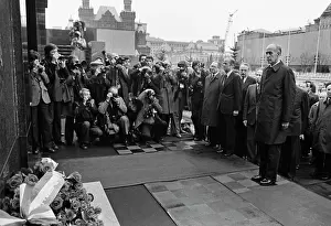 Estaing: Valery Giscard d'Estaing visits USSR