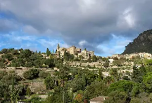 Balearics: Valldemossa, Mallorca, Balearic Islands, Spain
