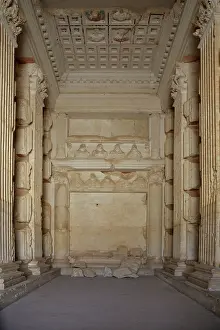 Tamar: Valley of Tombs, Palmyra, Syria