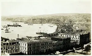 Quays: Valparaiso Bay, Chile