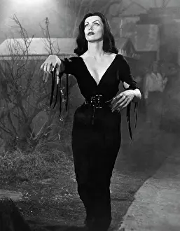 Nurmi: Vampira - Maila Nurmi - actress