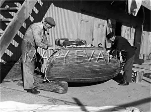 Scraped: VARNISHING A DINGHY