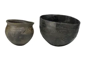 Mesa: Vase and bowl (4th c. BC) of the Vettones. Celtic