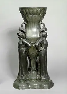 Caryatids: Vase with caryatids
