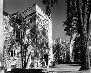 Poughkeepsie: VASSAR COLLEGE, Taylor Hall. Poughkeepsie, ?