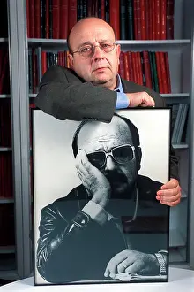 Escritor: VAZQUEZ MONTALBAN, Manuel (1939-2003). catalan writer