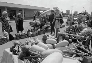 Sell: Vegetable market