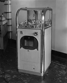 Camerique: Vending Machine