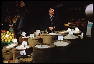 Spices: Vendor - Occupations - Man - Istanbul