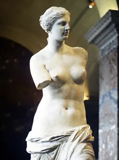 Aegean: Venus de Milo, Parian marble statue discovered