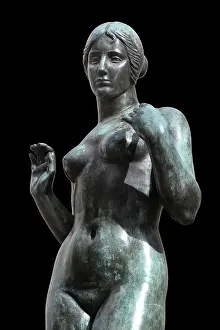 Loge: Venus without a necklace by Aristide Maillol