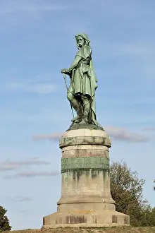 Alesia: Vercingetorix Monument, MuseoParc Alesia