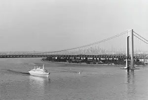 Narrows: VERRAZANO BRIDGE