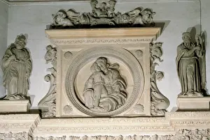 Scallop: Vestry's Gate of the Cathedral of Granada by Diego Siloe. 16