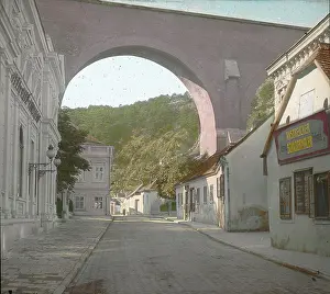 Pylons: Viaduct of the aqueduct in Moedling