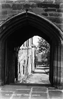 Vicars: Vicars Court Archway