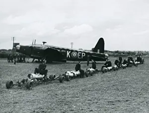 Loaders: Vickers 406 Wellington B-2