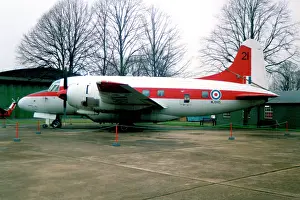Varsity: Vickers Varsity T.1 G-BEDV - WJ945