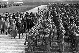 Knapsack: Victor Emmanuel III with colonial troops before Abyssinian W