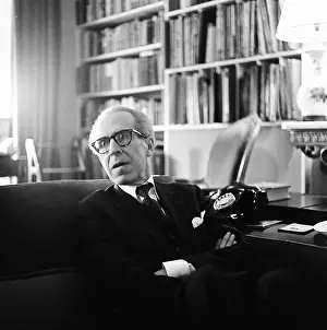 Couturier: Victor Steibel - British Couturier