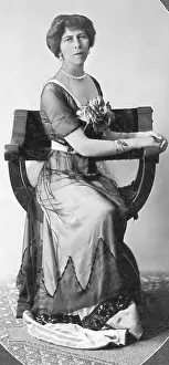 Sohn: Victoria of Schaumburg-Lippe, 1911