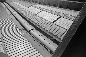 Canopies: Victoria Station