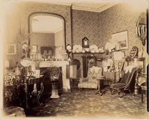 VICTORIAN LIVING ROOM