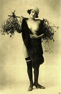 Garter: Victorian semi-nude