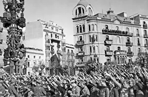 Faktion: Victory celebration after the arrival of Franco's