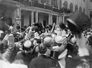 Jubilating: Victory celebration in Schoenbrunn, 1915