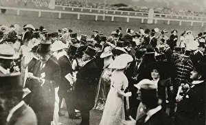 Freudenau: Vienna 2. Spectators at the Derby