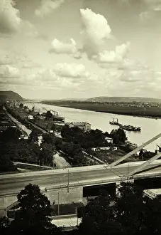 Overlooks: Vienna 2: View over the Danube upstream