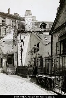 Reiffenstein: Vienna 6: Old house at Kaunitzgasse