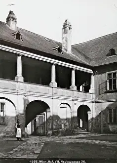 Backyards: Vienna 7: Courtyard at Neubaugasse