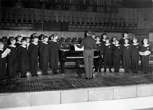 Conductors: Vienna Boys Choir in London