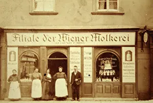 Signboard: Vienna: branch of the Viennese dairy - Founded