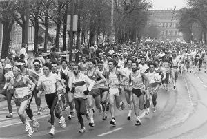 Marathons: Vienna City Marathon. The runners after the
