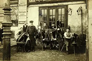 Saddlery: Vienna: Group photo of 6 workers of a saddlery