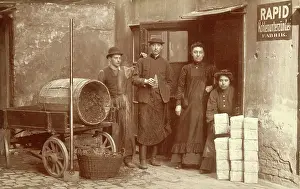 Coals: Vienna: Shop for coals and lighter - Four