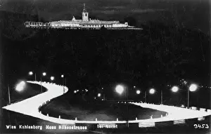 Kahlenberg: Vienna's Hohenstrasse at night