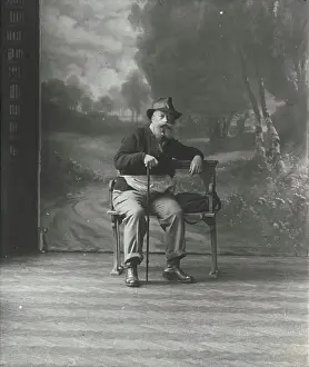 Drawe: The Viennese photographer Hermann Drawe