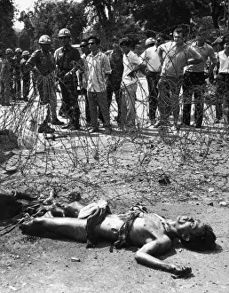 Separates: VIET CONG ASSAULT/1972