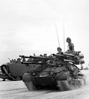 Vietnams: Vietnam War. US troops arriving on South ?