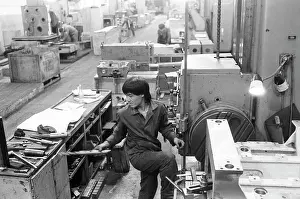 Vietnamese: Vietnamese worker, 1988