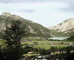 Loser: View of the Altaussee (lake)