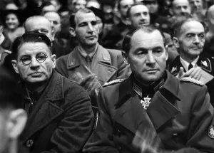 Particularly: View of the audience during Goebbels speech