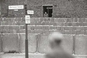 Bernauer: View over the Berlin Wall
