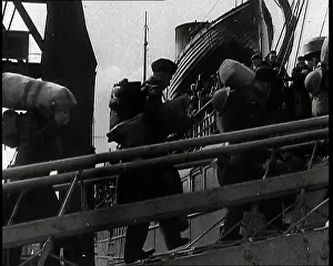 Gangplank: Side On View of British Expeditionary Force