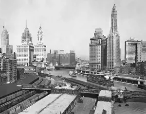 Rises: View of Chicago, 1929